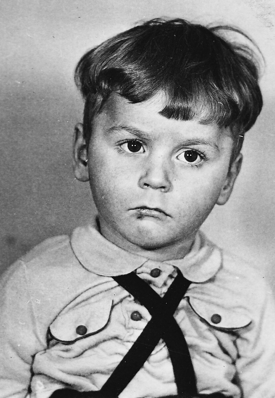Gerd Schulze im Alter von dreieinhalb Jahren in den Alsterdorfer Anstalten 