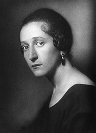 Portrt Anuta Sakheim