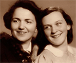 Alice Weilova (links) und ihre Tochter Eva